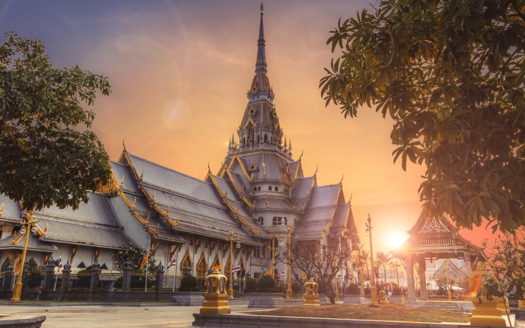 Tout ce qu’il faut savoir avant de partir à la découverte des temples, des plages et des jungles de Thaïlande